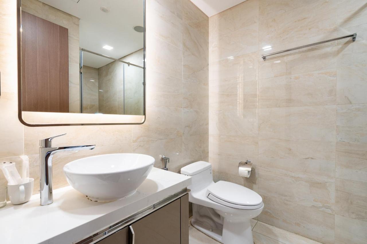 Signature Suite Landmark 81 Хошимин Экстерьер фото