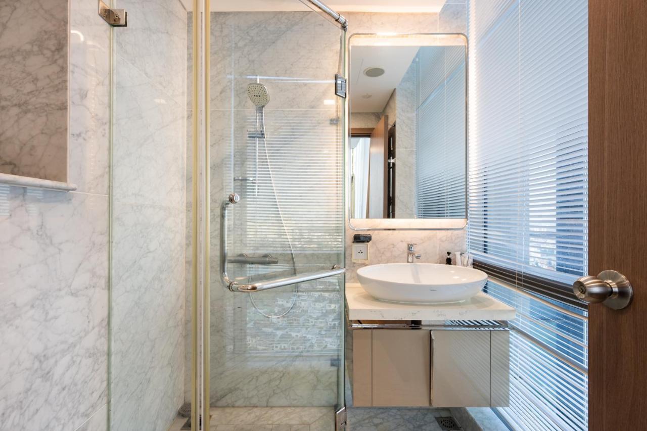 Signature Suite Landmark 81 Хошимин Экстерьер фото